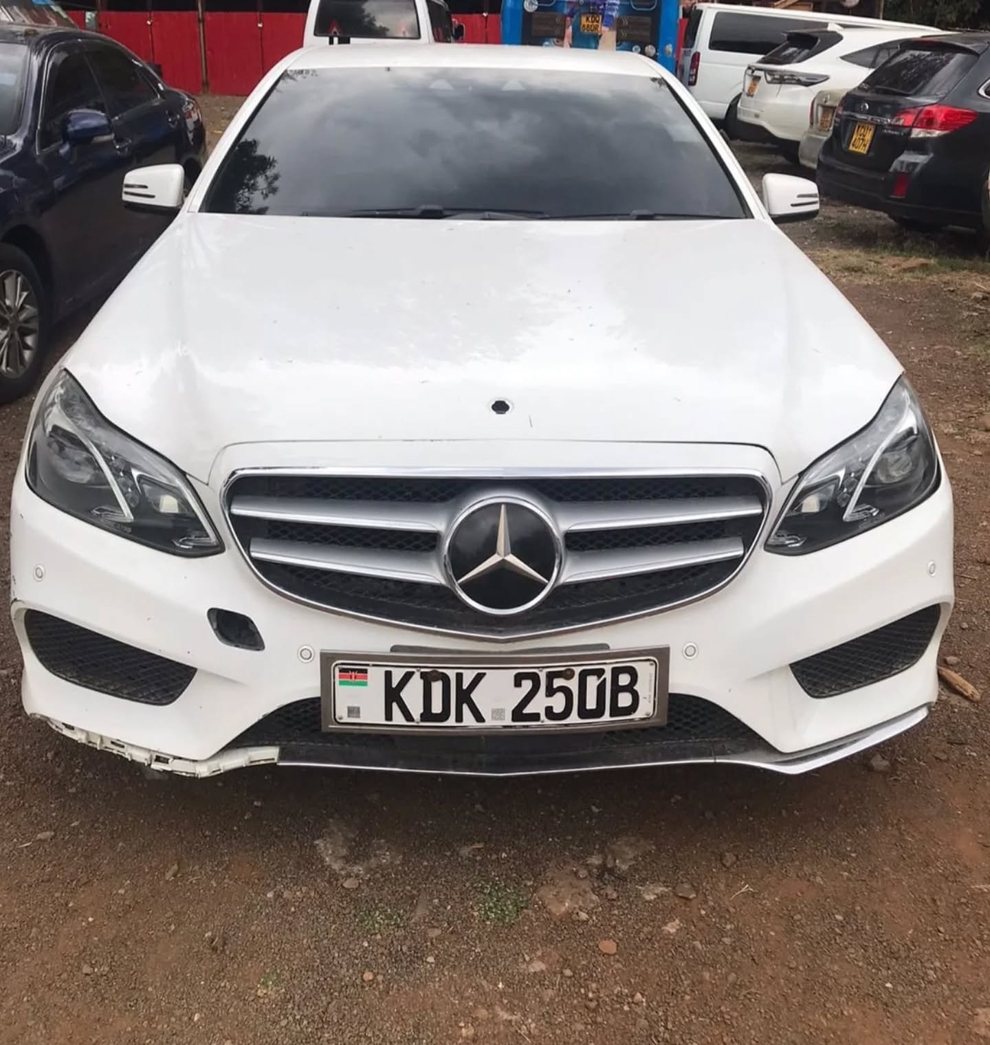 Mercedes E-Class image 2